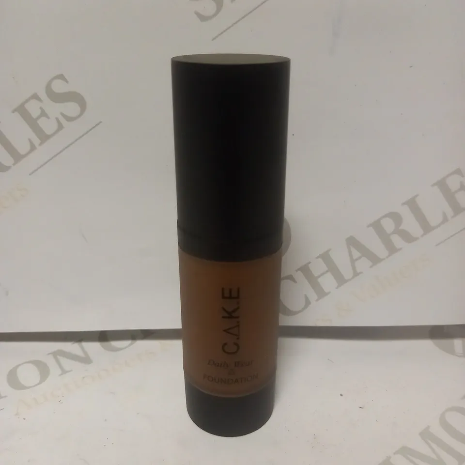 LOT TO CONTAIN APPROX 15 X CAKE DAILY WEAR N11 FOUNDATION