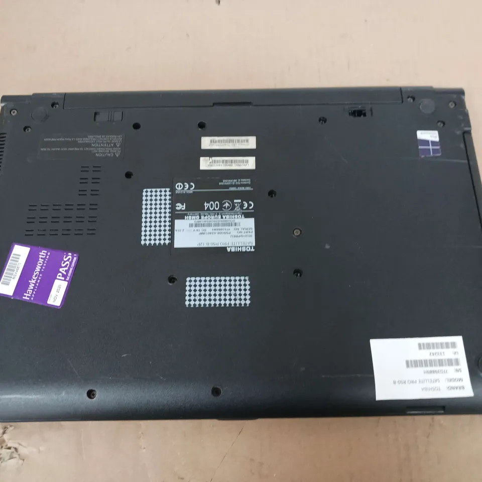 TOSHIBA SATELLITE PRO R50-B 15 INCH	I3-4005U 1.70GHZ