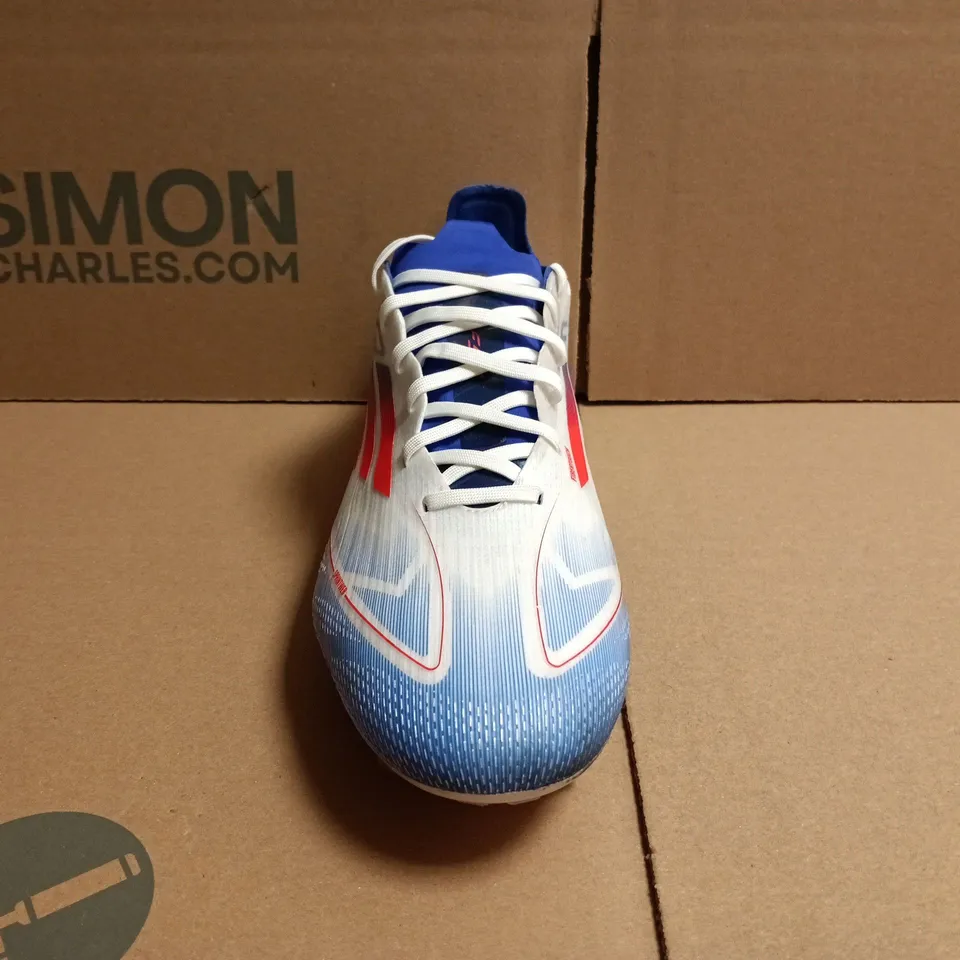 PAIR OF ADIDAS F50 FOOTBALLS BOOTS IN WHITE/BLUE/RED SIZE UK 9