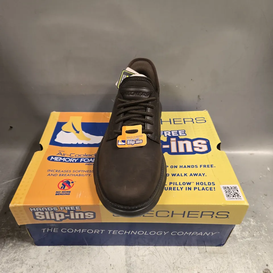 BOXED PAIR OF SKECHERS MENS GERVIN SHOES - 8