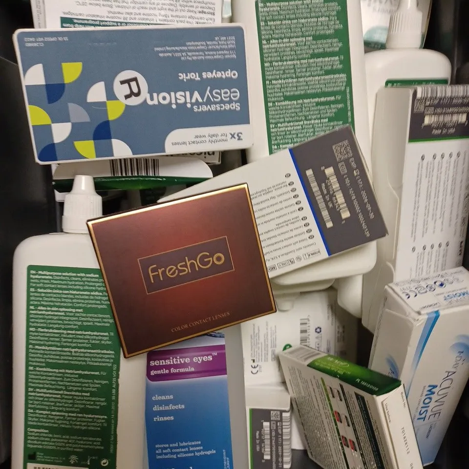 BOX OF APPROXIMATELY 30 ASSORTED HEALTH & EYECARE PRODUCTS TO INCLUDE NICORETTE GUM, CONTACT LENSES, NICORETTE PATCHES ETC