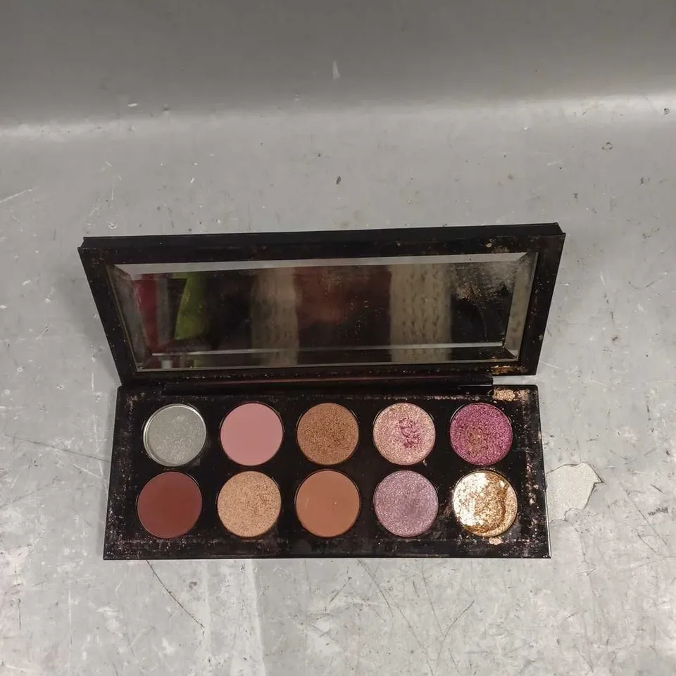 PAT MCGRATH LABS MOTHERSHIP XI: SUNLIT SEDUCTION PALETTE