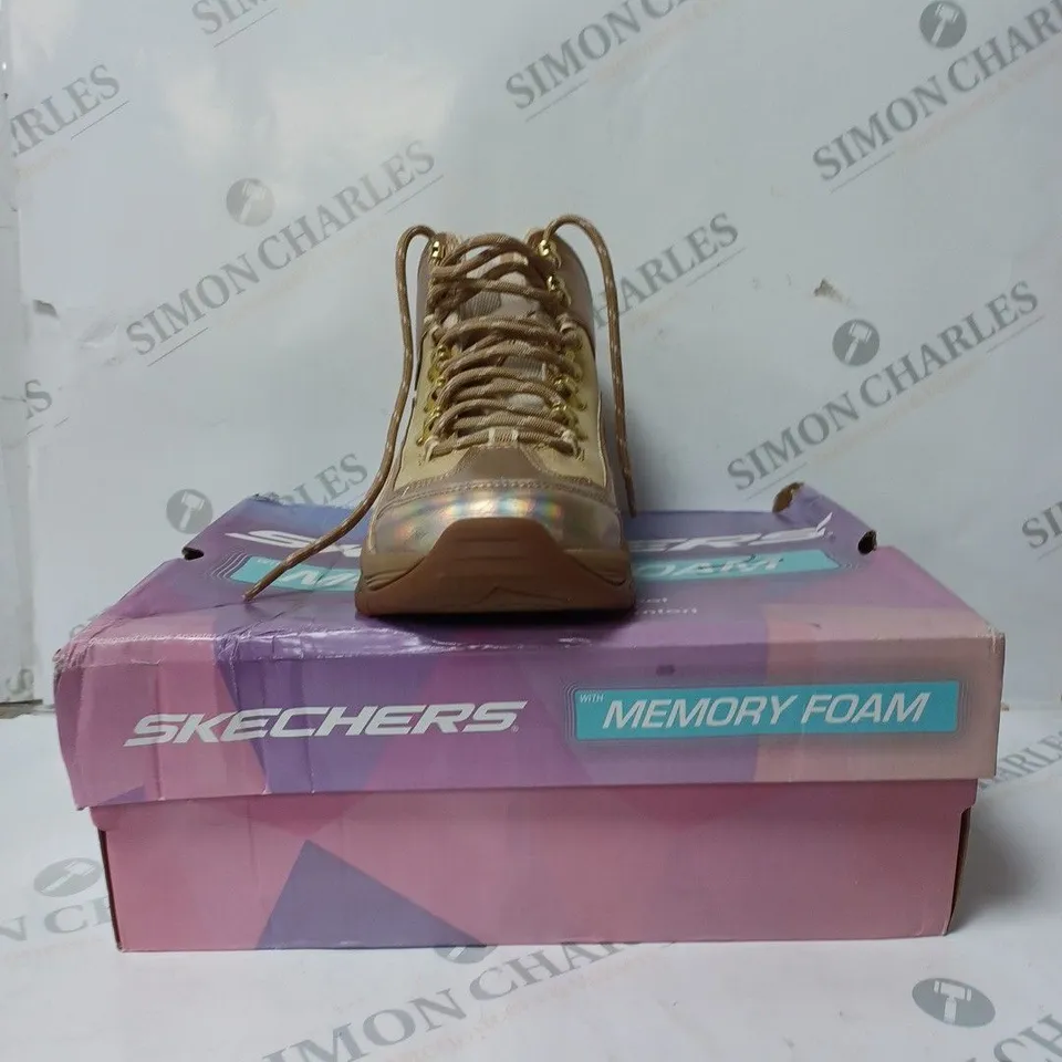 SKECHERS GOLD HIGH TOP HIKER BOOTS SIZE 5 