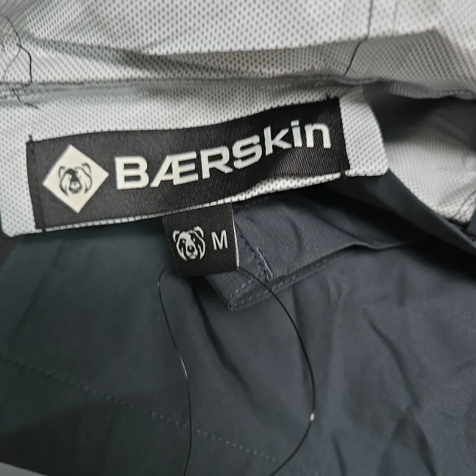 BAERSKIN HOODED JACKET – SIZE M