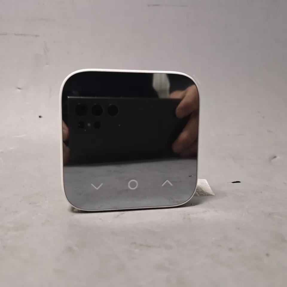 BOXED HIVE THERMOSTAT MINI