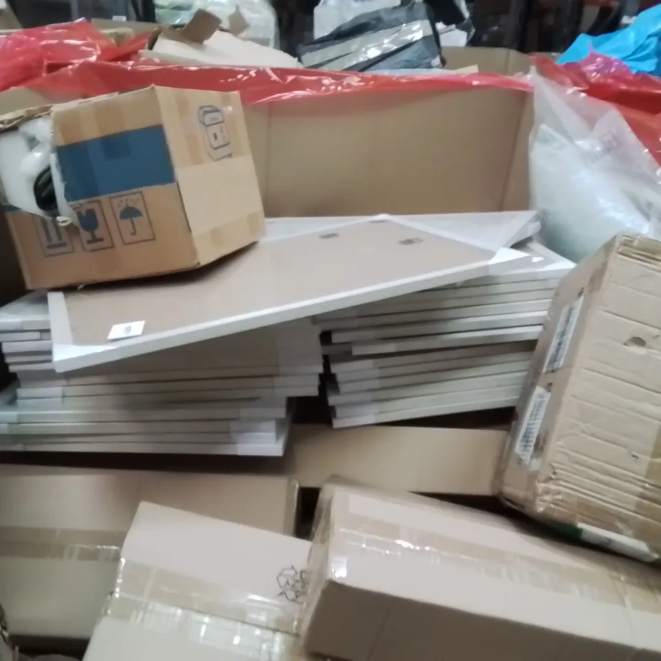 PALLET OF ASSORTED HOUSEHOLD GOODS AND PRODUCTS TO INCLUDE;PICTURE FRAME,AREA RUG,NAP MAT