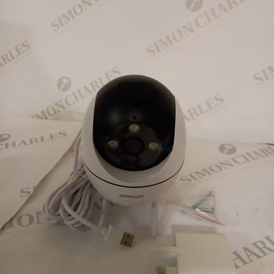 IQ GEEK PTZ SECURITY CAMERA 