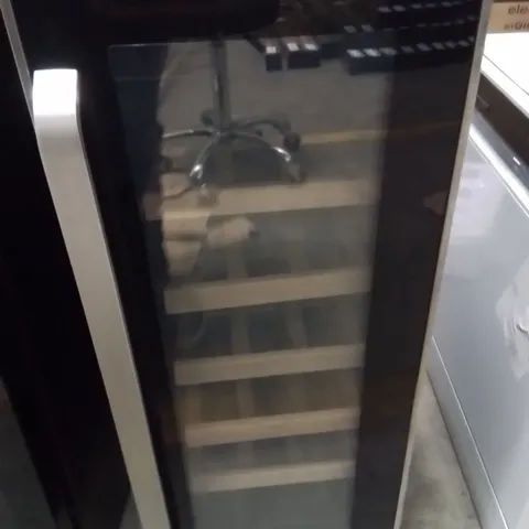 ELECTRIQ 18 BOTTLE CAPACITY 30CM FREESTANDING UNDER COUNTER WINE COOLER - STAINLESS STEEL