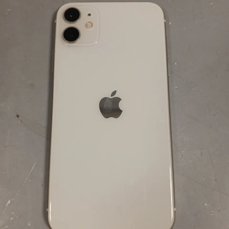 APPLE IPHONE 11 SMARTPHONE