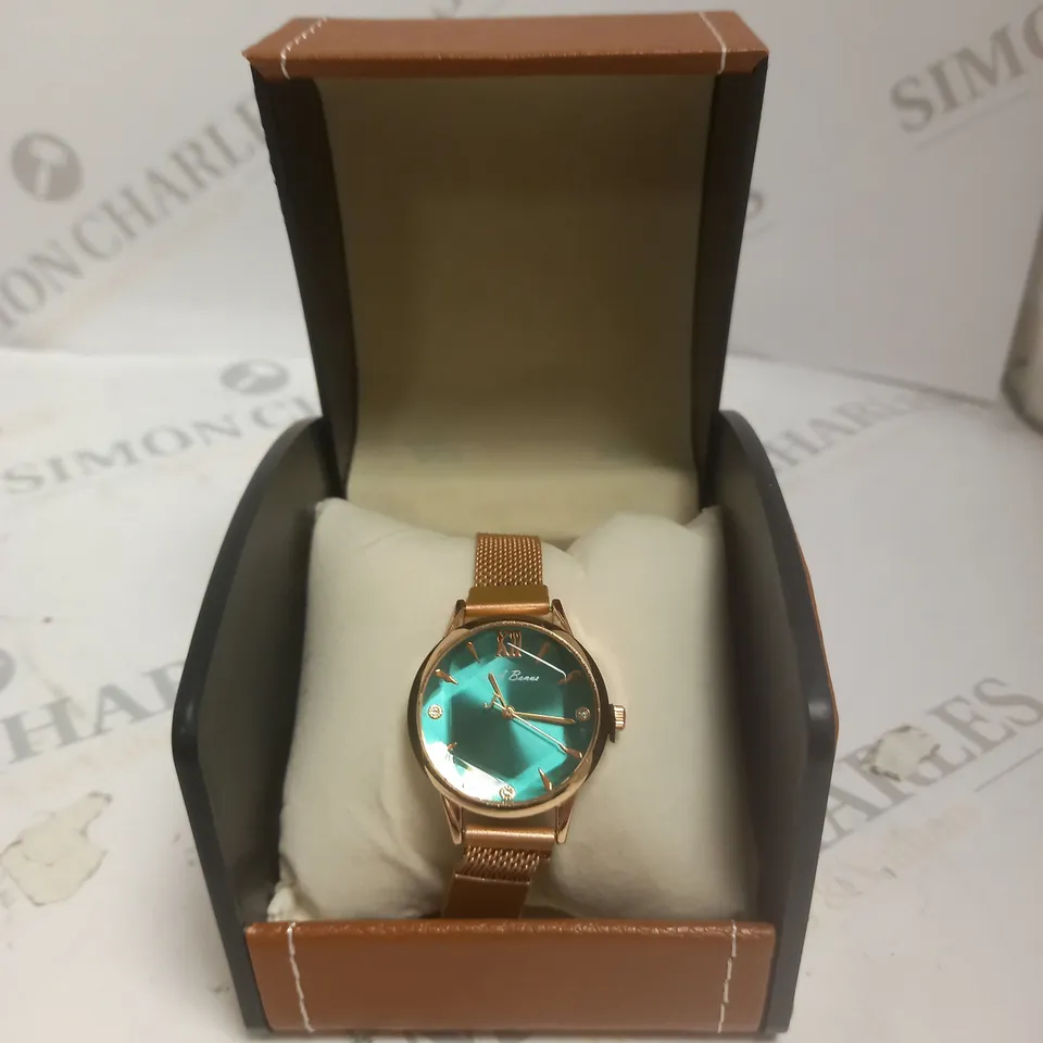 LADIES LA BANUS WATCH – MESH STRAP – MAGNETIC CLASP	