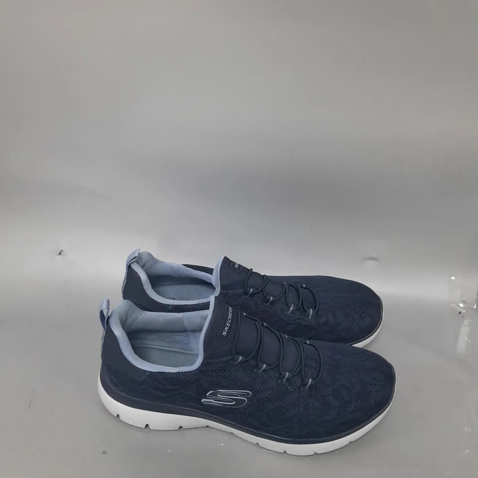SKECHERS SUMMIT TRAINERS - NAVY BLUE - SIZE 5