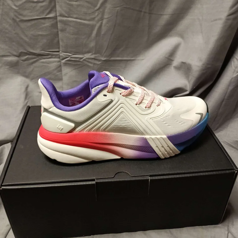 REPRESENT 247 ARC-1 RUNNER WHITE SNEAKERS - UK SIZE 8