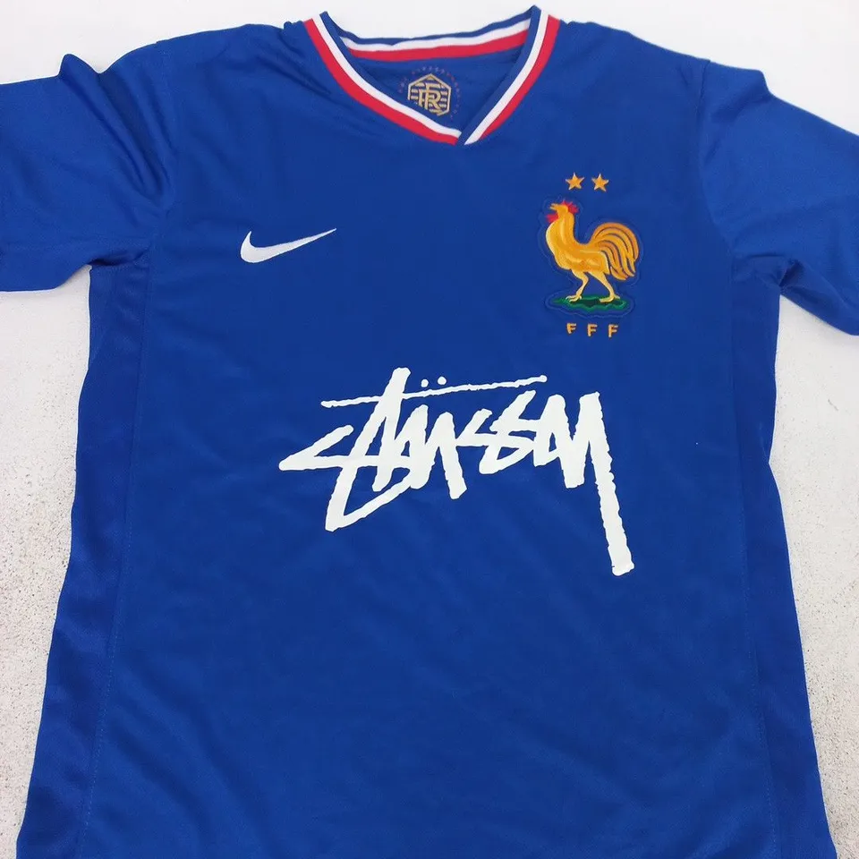STÜSSY X FRANCE FOOTBALL JERSEY IN BLUE SIZE MEDIUM