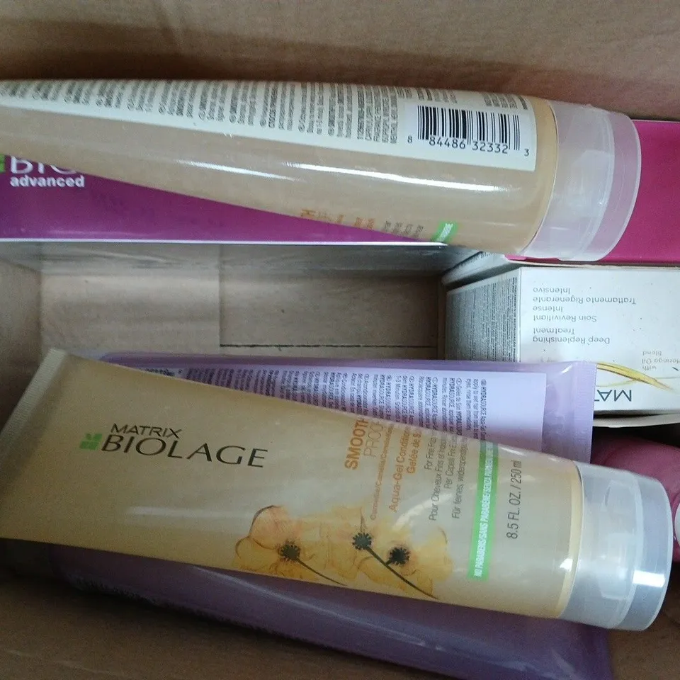 BOX OF APPROXIMATELY 10 ASSORTED MATRIX BIOLAGE PRODUCTS - COLLECTION ONLY