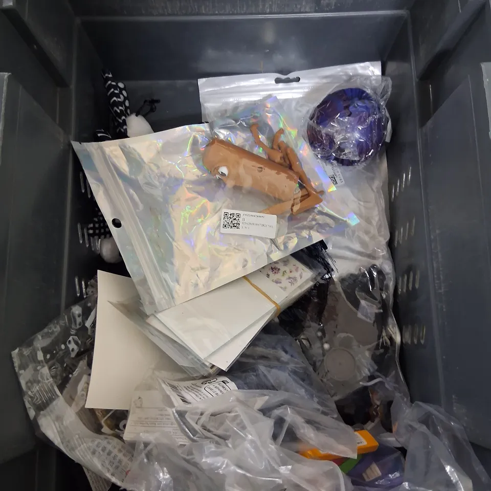 TOTE OF ASSORTED TOYS AND ACCESSORIES TO INCLUDE;