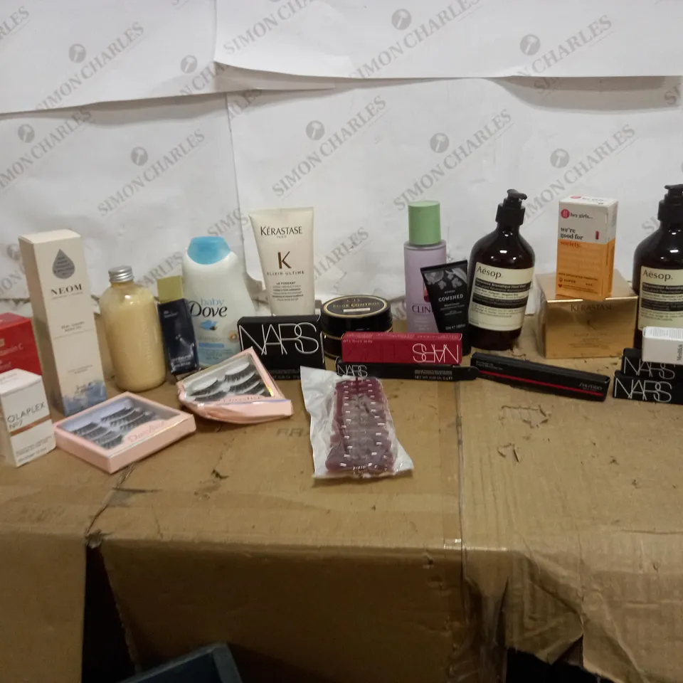 APROXIMATELY 20 BEAUTY PRODUCTS INCLUDING KERAATASE, AESOP, CB ETC