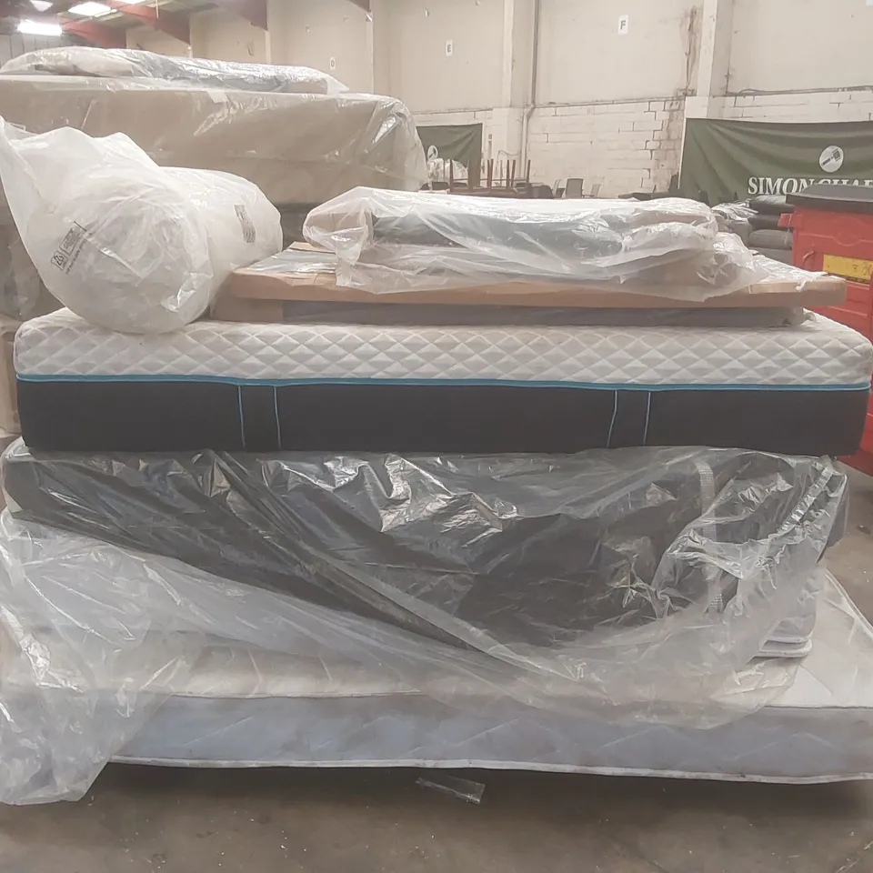 PALLET CONTAINING APPROXIMATELY 5x ASSORTED MATTRESSES AND 4x HEADBOARDS