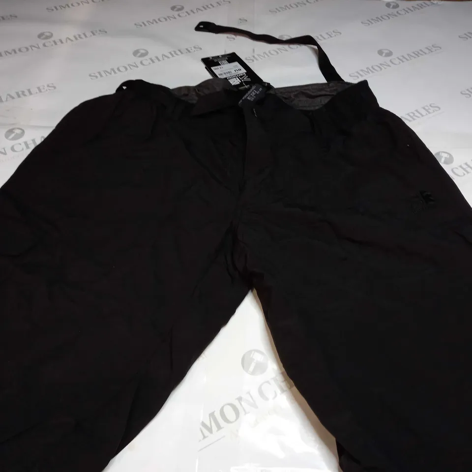 KARRIMOR ASPEN CONVERTIBLE OUTDOOR PANTS IN BLACK - MEDIUM