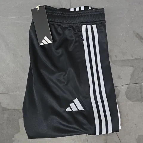 ADIDAS TRIO ES PANTS IN BLACK/WHITE SIZE UK LARGE
