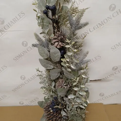 70CM PRELIT TEARDROP WREATH