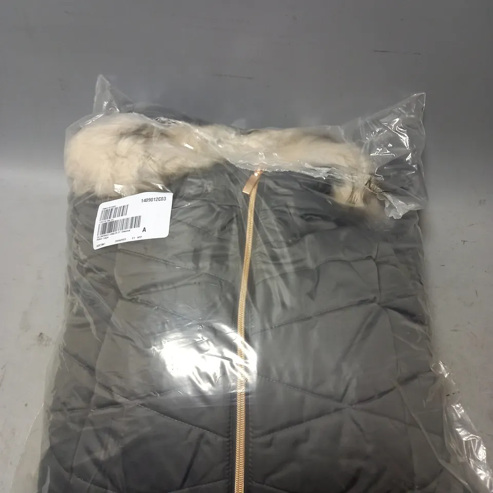 CENTIGRADE CONTRAST FOOLER PADDED COAT IN CHARCOAL - LARGE