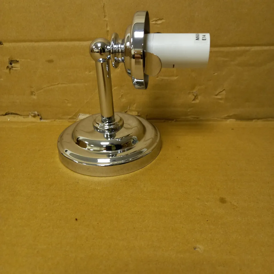 ASTRO ANTON BATHROOM WALL LIGHT