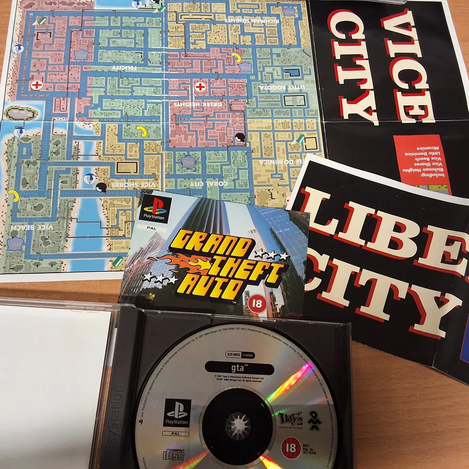 LOT OF 5 ASSORTED PLAYSTATION ONE GAMES 5O INCLUDE GRAND THEFT AUTO, SILENT HILLAND RAYMAN