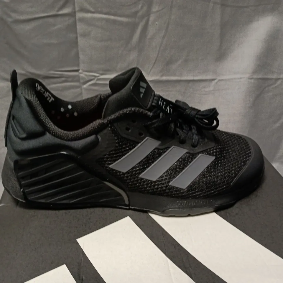 BOXED ADIDAS DROPSET 3 TRAINER – BLACK, UK 8.5 