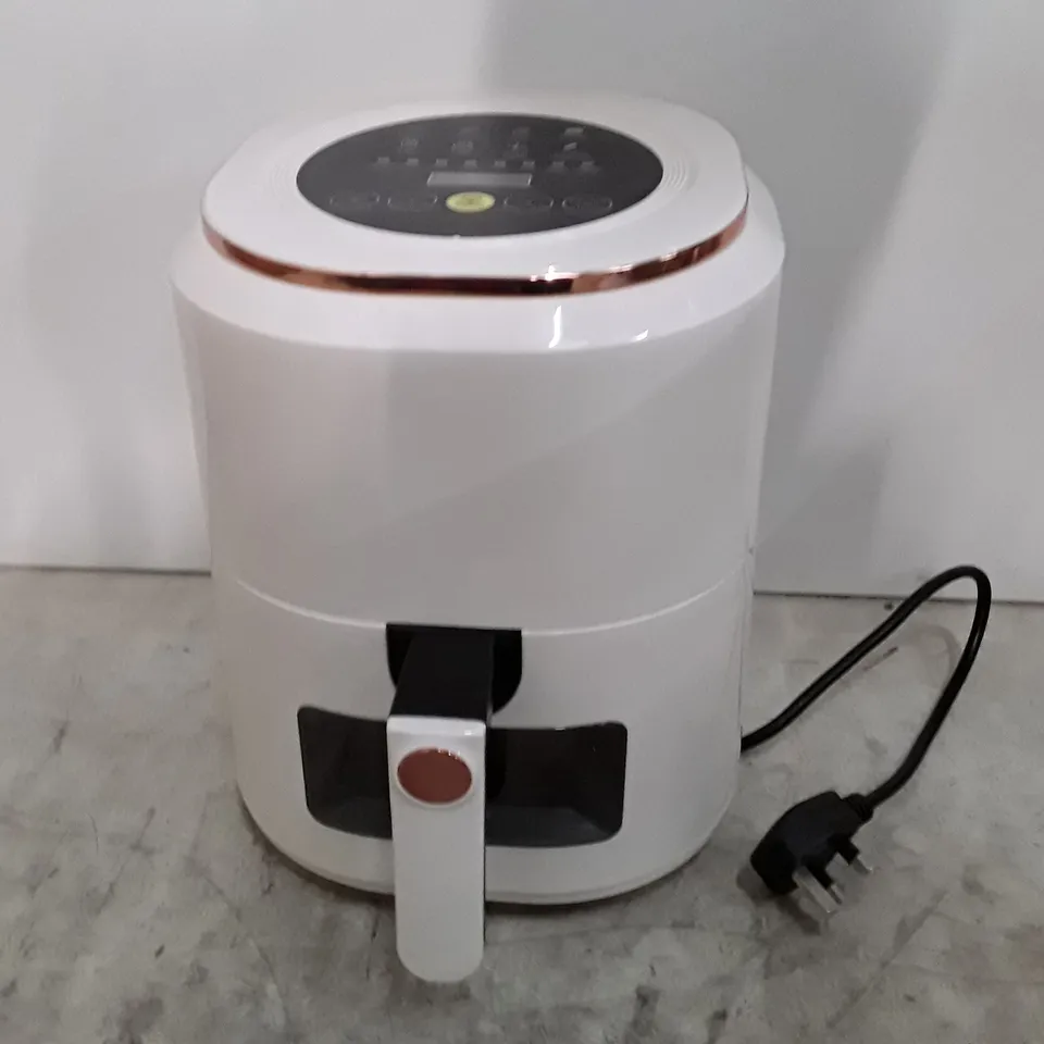 BOXED 7.5L WHITE AIR FRYER