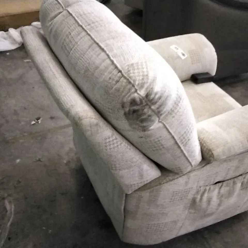 QUALITY BRITISH DESIGNED & MANUFACTURED G PLAN BEIGE/CREAM PATTERNED FABRIC ELECTRIC RECLINING ARMCHAIR