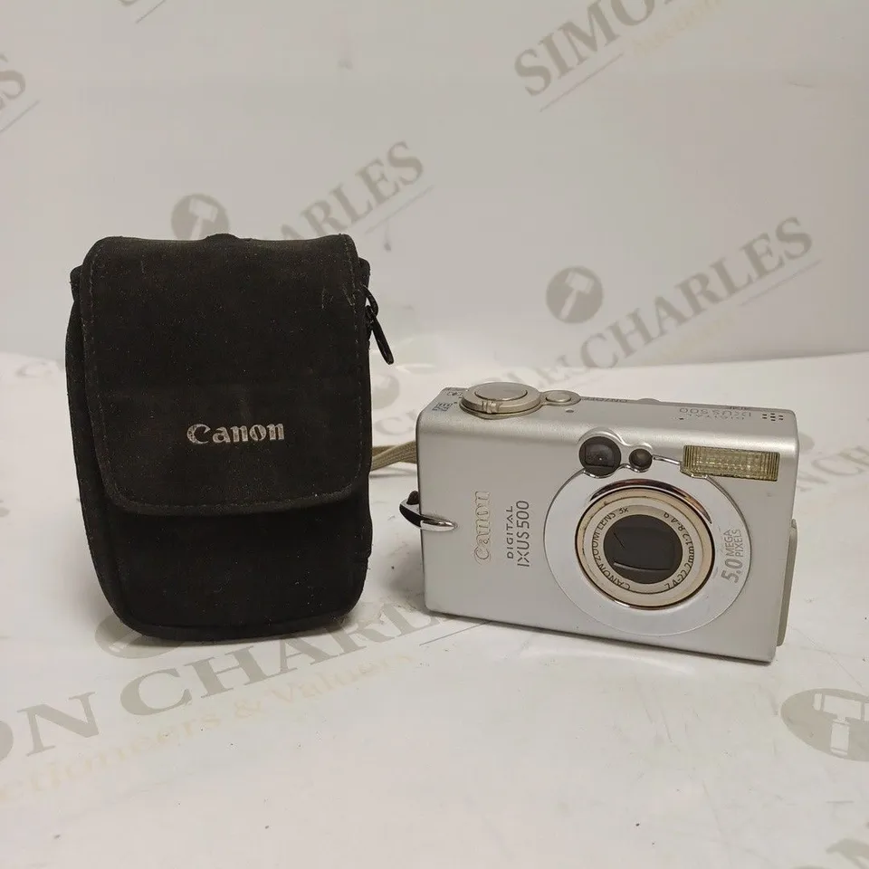 CANON IXUS 500 DIGITAL CAMERA 