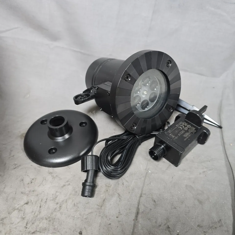 APPROXIMATELY 12 INDOOR/OUTDOOR LIGHT PROJECTORS