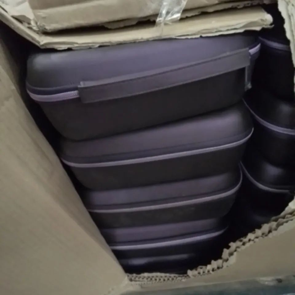 PALLET OF ASSORTED ITEMS, INCLUDING DYSON VACUUM CLEANERS  & PARTS, APPROXIMATELY 90 GDH TRAVEL CASES.