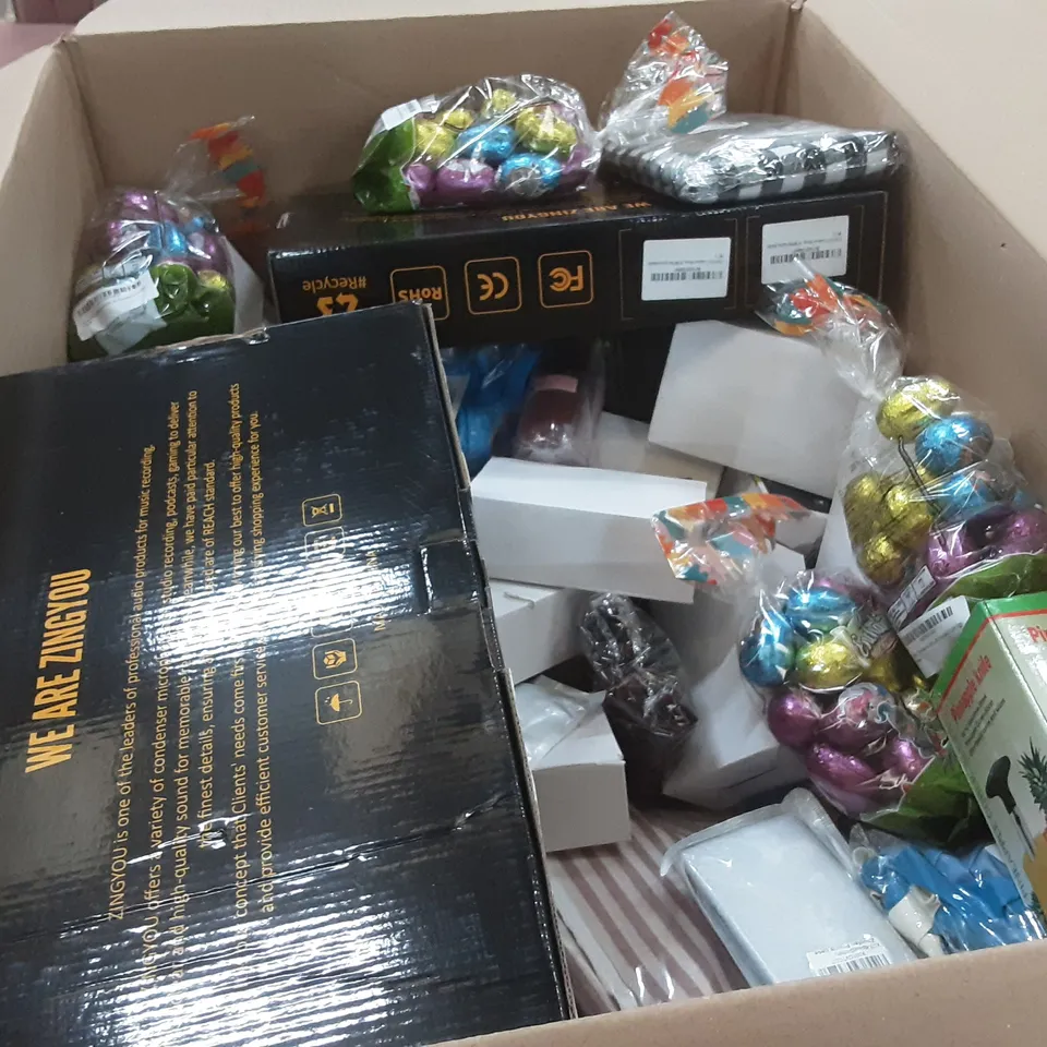 PALLET OF ASSORTED HOMEWARE ITEMS TO INCLUDE MICROPHONES, CHOCOLATE EGGS, PINEAPPLE SPIRAL KNIFE ETC 