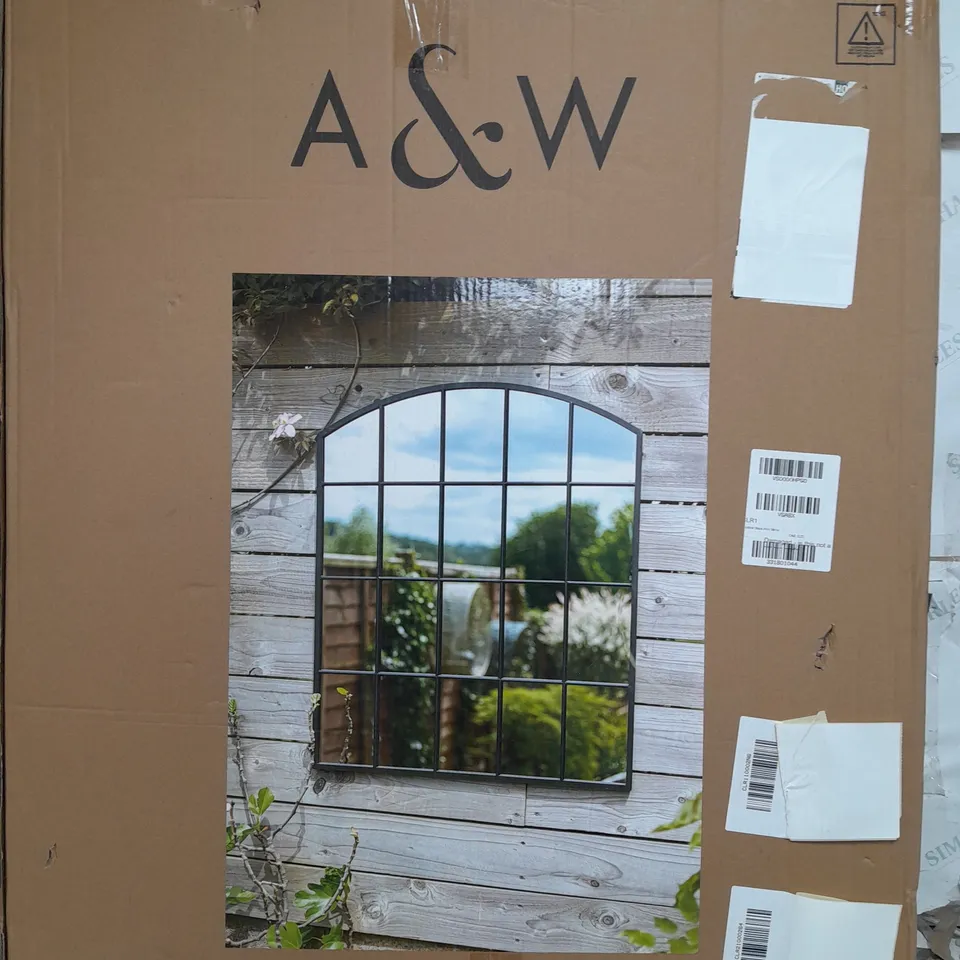 A&W INDUSTRIAL BLACK ARCH MIRROR 