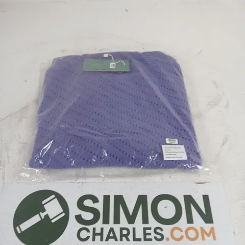 BOX OF APPROXIMATELY 20 LA MAREY KNITTED JUMPERS PURPLE SIZE L
