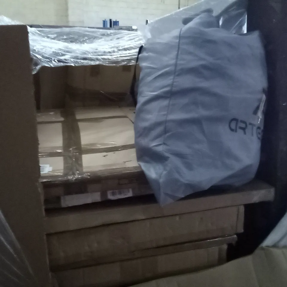 UNPROCESSED PALLET OF ASSORTED HOUSEHOLD GOODS TO INCLUDE DESK ORGANISER, FLOOR FAN, AND GALVANISED POST BOX