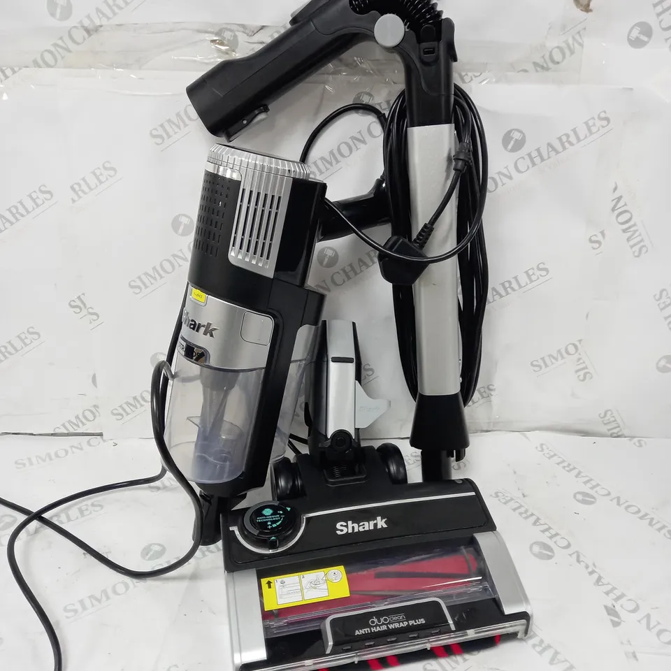 SHARK STRATOS DUO CLEAN CORDED STICK VACUUM PET PRO MODEL HZ3000UKT