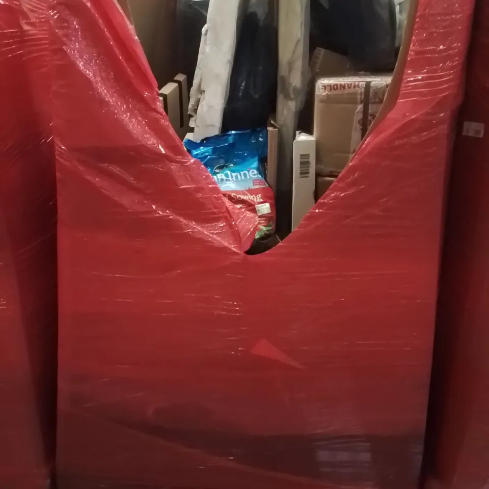 PALLET CONTAINING VARIOUS ASSORTED BOXED HOUSEHOLD ITEMS TO INCLUDE: YOGA MAT, SEED SEWING COMPOST, BEACH TENTS AND LOTS MORE UNMARKED BOXED ITEMS 