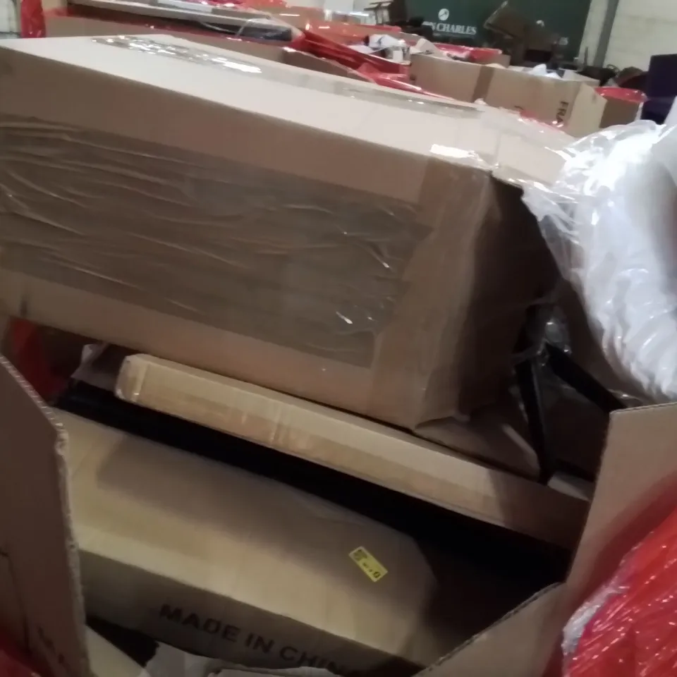 PALLET OF ASSORTED HOUSEHOLD GOODS AND PRODUCTS TO INCLUDE;MAT,COMPUTER SCREEN PROTECTOR,BOSCH WIPERS