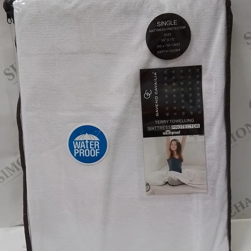 BRAND NEW GAVENO CAVAILIA SINGLE MATTRESS PROTECTOR 