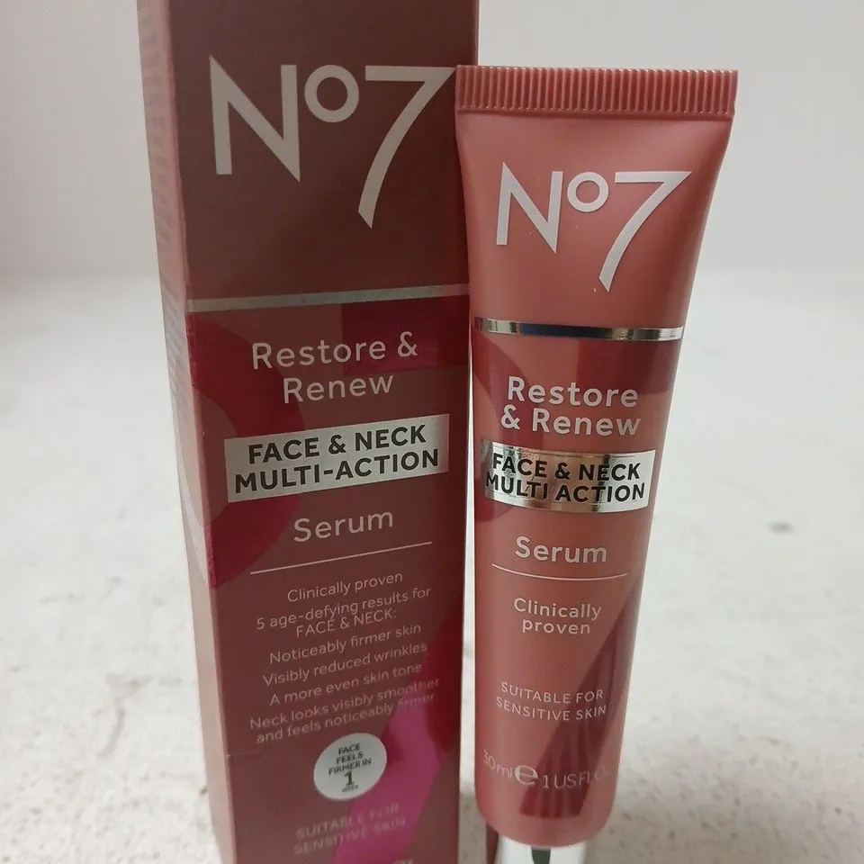 BOXED NO7 RESTORE & RENEW FACE AND NECK SERUM 30ML 