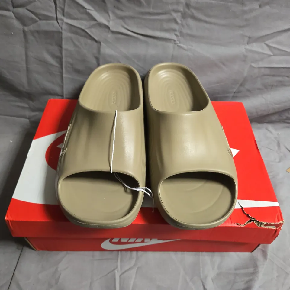 BOXED PAIR OF NIKE REACTX SLIDES - UK SIZE 10