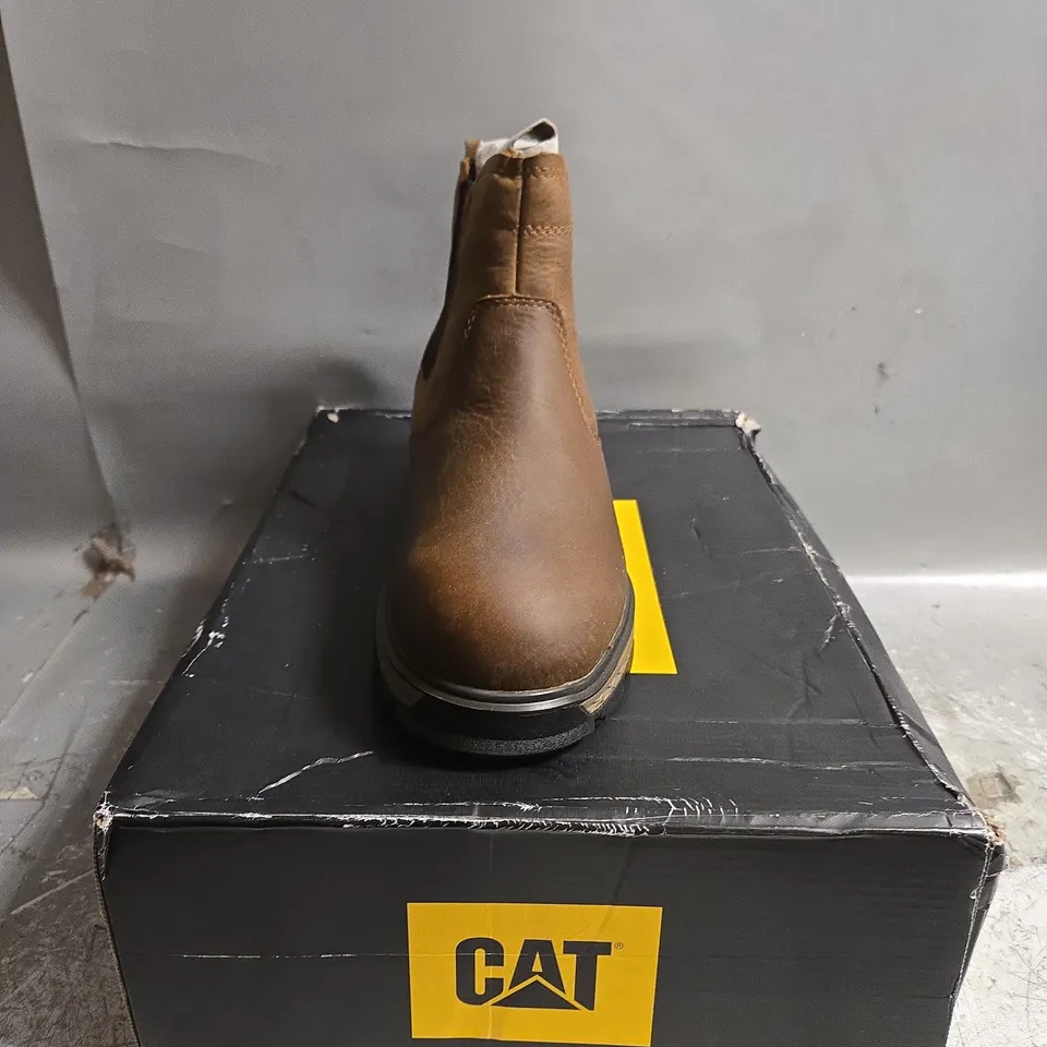 BOXED CAT EXPOSITION CHELSEA STEEL TOE BOOTS SIZE 8