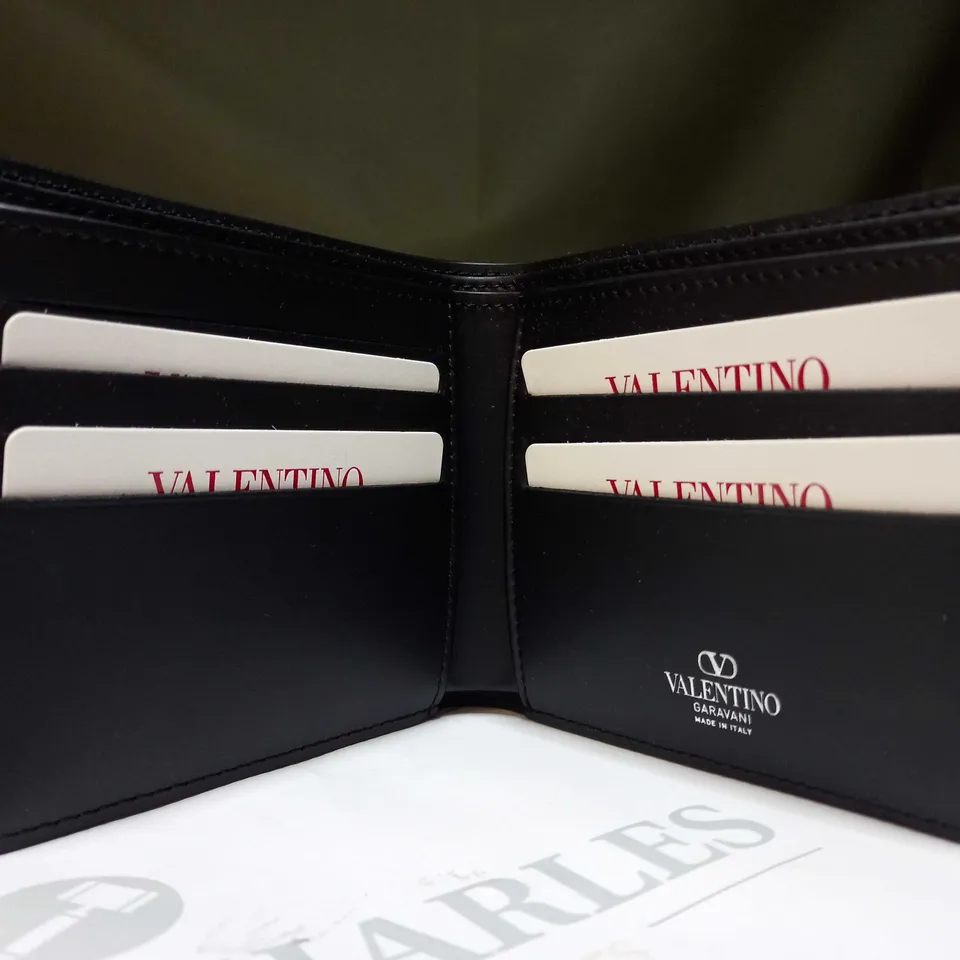 VALENTINO GARAVANI WALLET IN BLACK