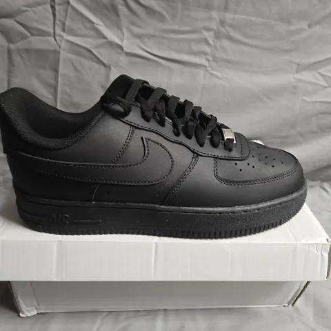 BOXED PAIR OF NIKE AIR FORCE 1'S IN BLACK - UK SIZE 9 