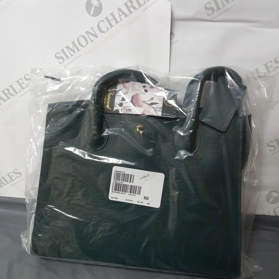 ASHWOOD LONDON GREEN FAUX LEATHER HANDBAG 