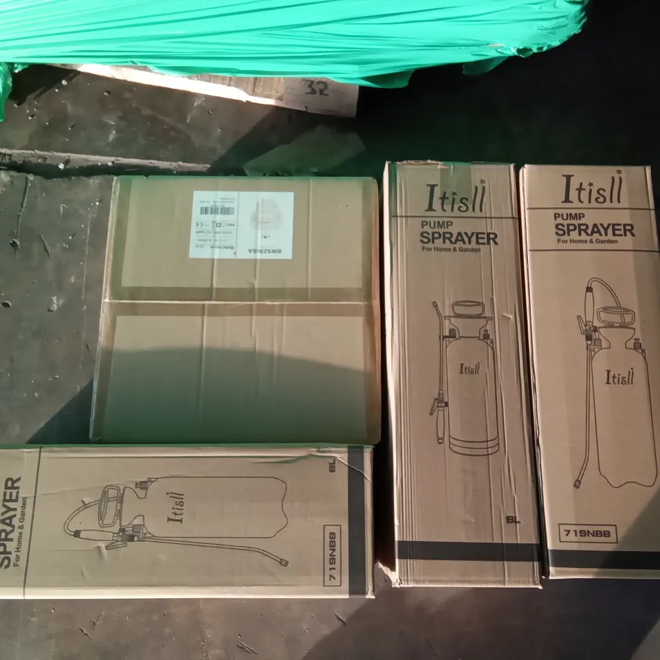 PALLET OF ASSORTED ITEMS INCLUDING ITISLL PUMP SPRAYERS, BWSZRISA MODERN CHANDELIER