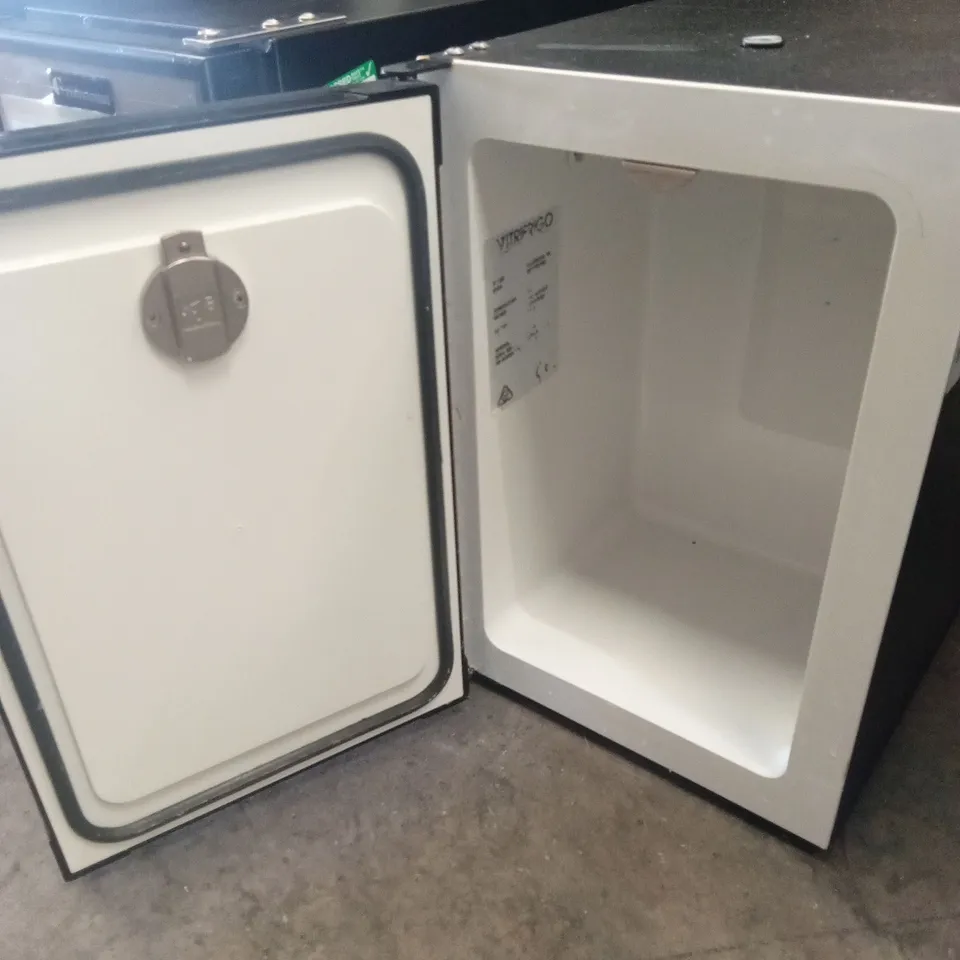 VITRIFRIGO FRIDGE UNIT