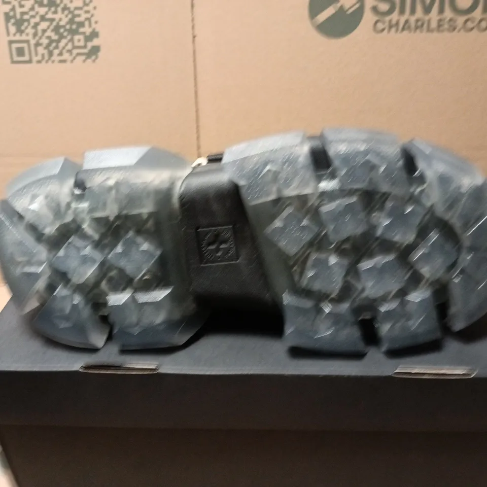 BOXED PAIR OF DR MARTENS MARY JANE LATTICE SHOES IN BLUE SHIMMER & GUNMETAL - UK 9.5